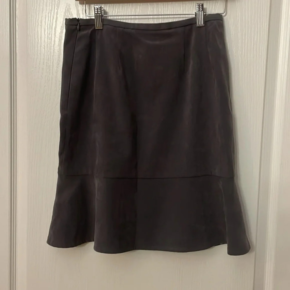 J McLaughlin Gray Flare Bottom Pencil Skirt Size 2 - Picture 2 of 8